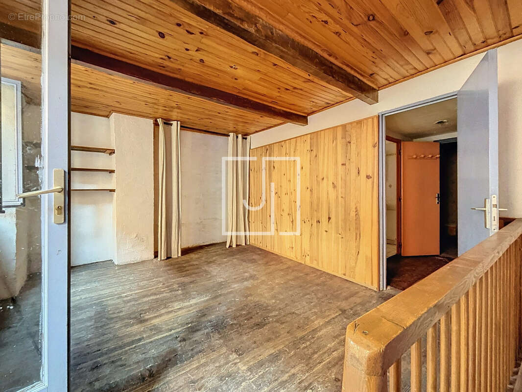 Appartement à JAUSIERS