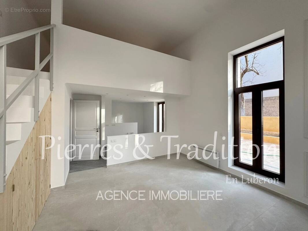 Appartement à APT