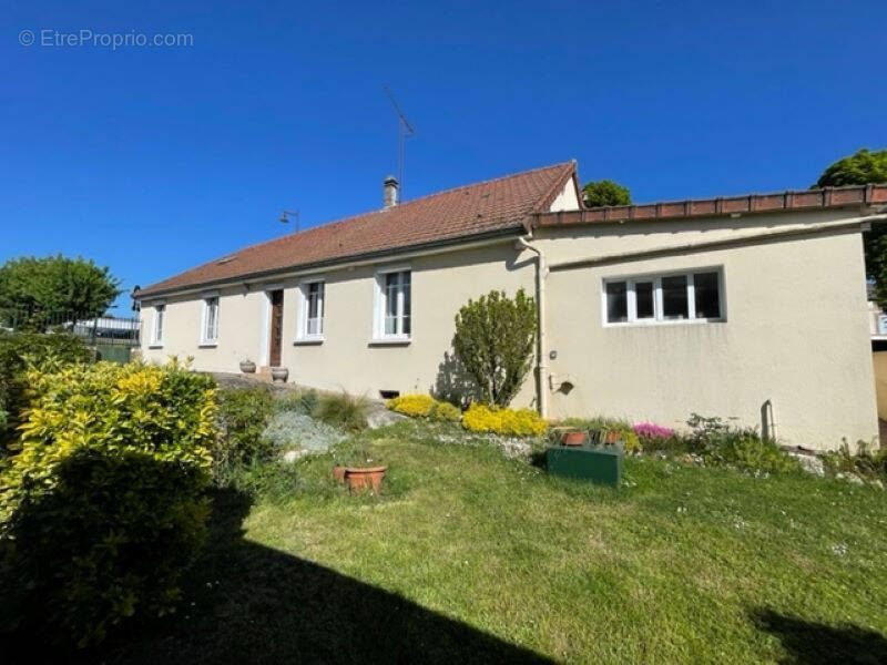 Maison à SEZANNE