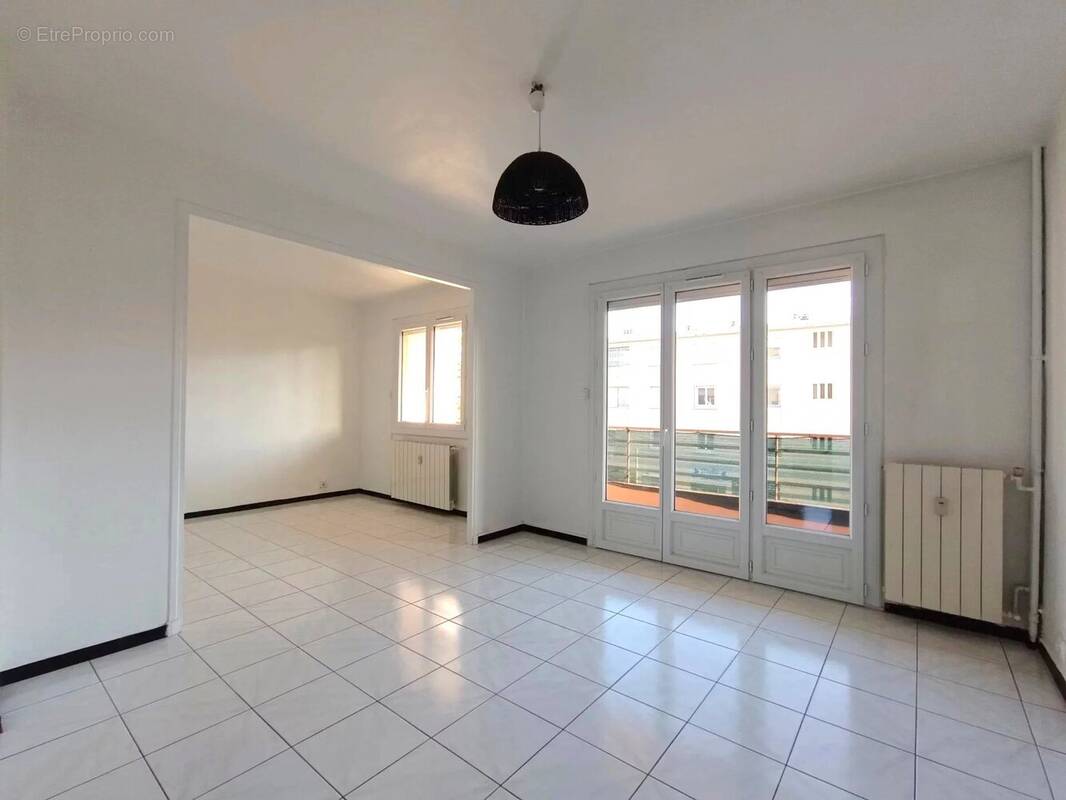 Appartement à DRAGUIGNAN