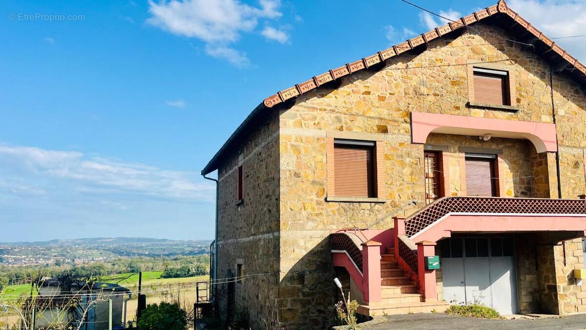 Maison à BLAYE-LES-MINES