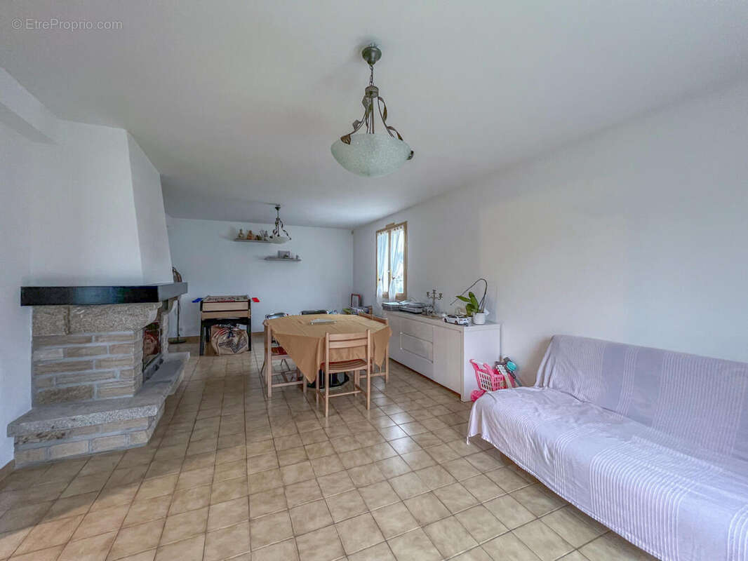 TAVELLA 3 - Maison à ERCE-EN-LAMEE