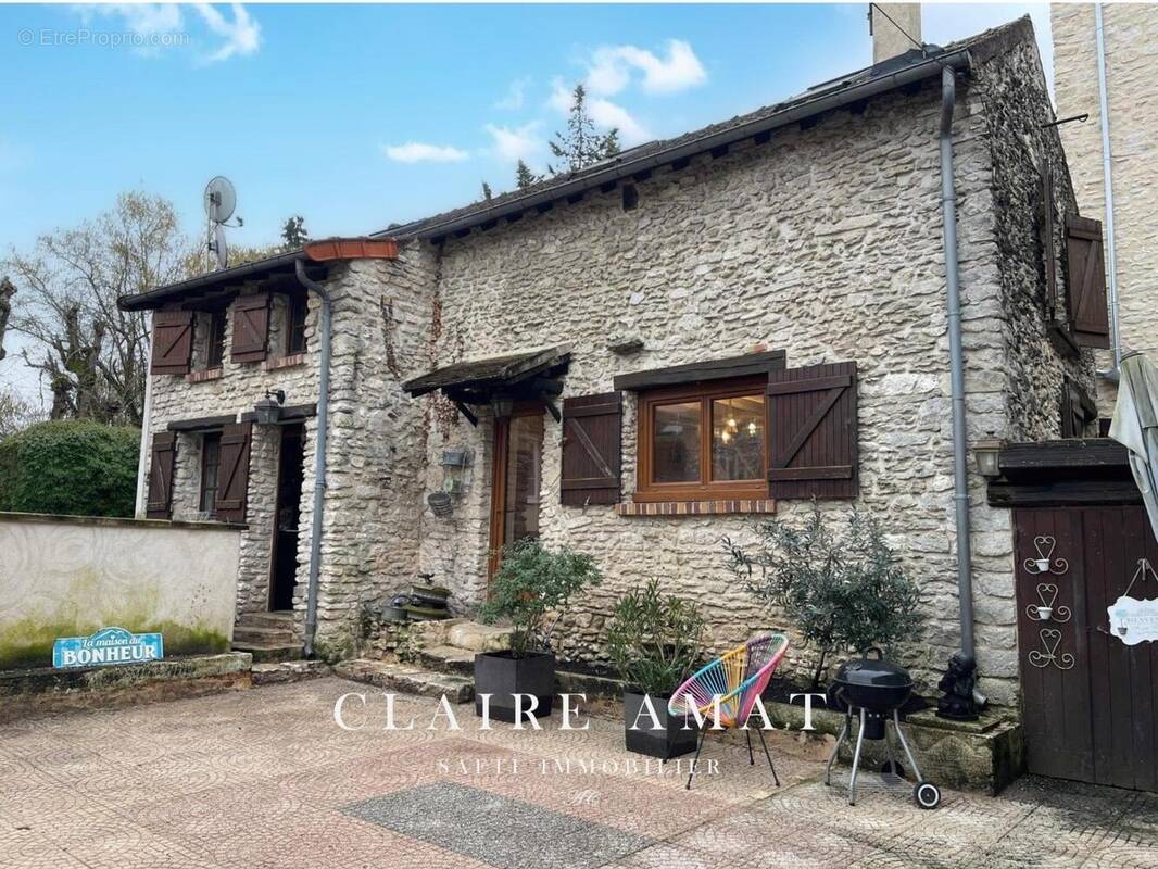 Photo 1 - Maison à BEYNES