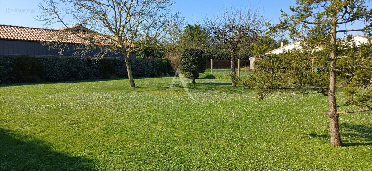 Terrain à ANDILLY