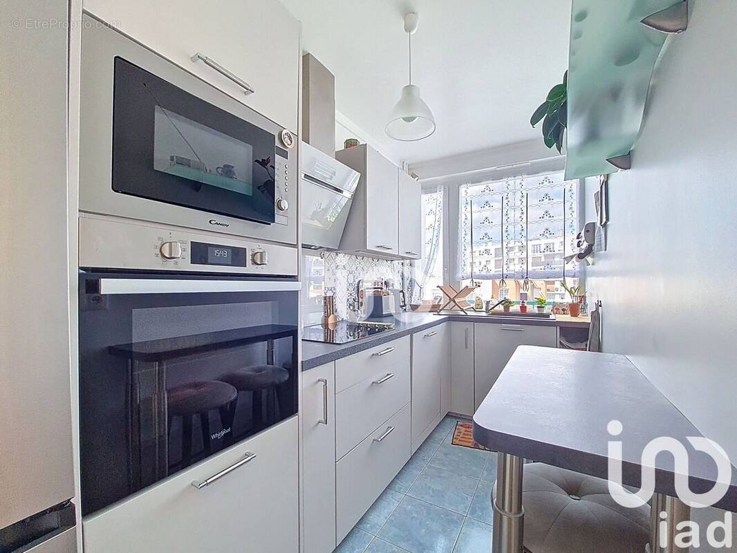 Photo 1 - Appartement à SAINT-MAUR-DES-FOSSES