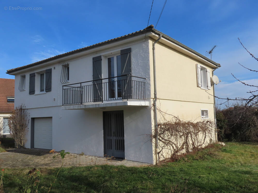 Maison à GANNAT
