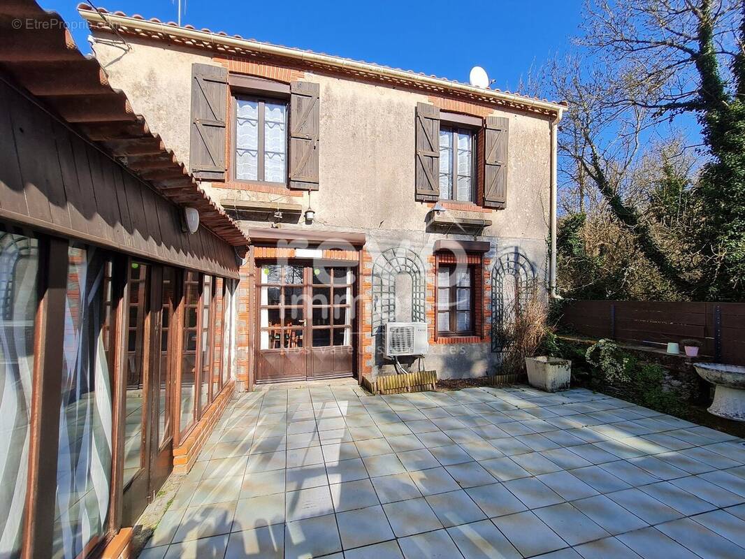 Maison à LE CELLIER