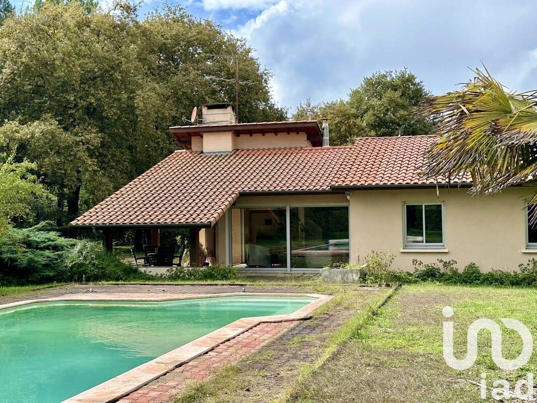 Photo 1 - Maison à UCHACQ-ET-PARENTIS
