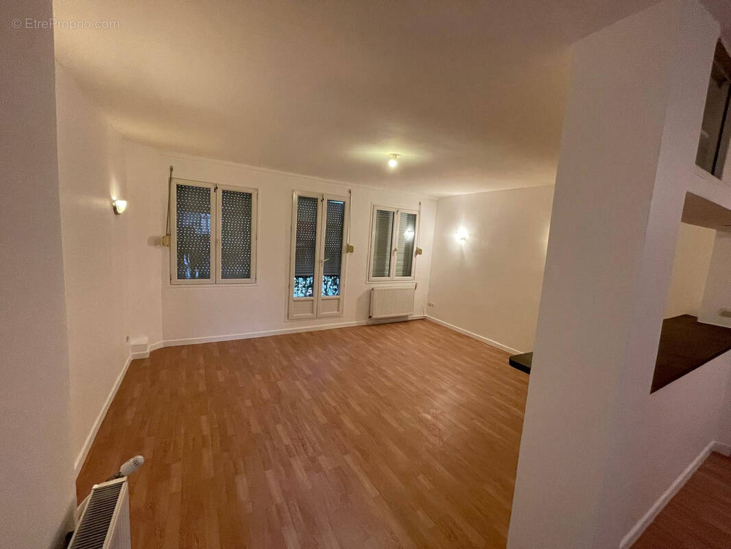 Appartement à BRETEUIL