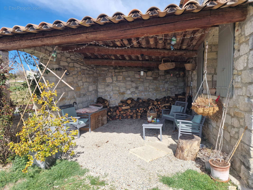 Maison à DIEULEFIT