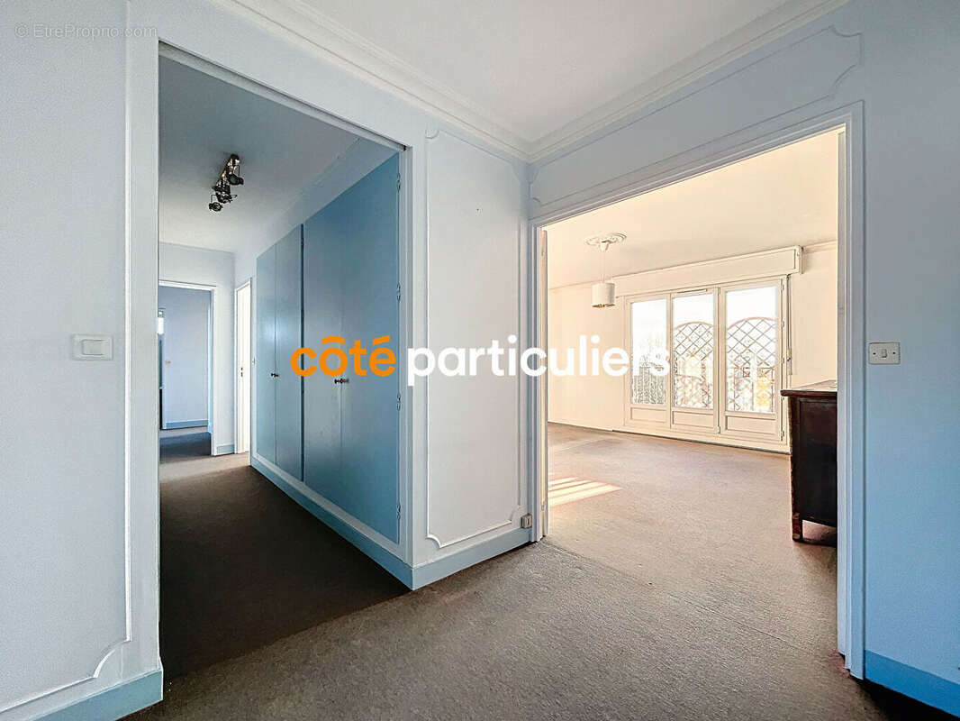 Appartement à SAINT-MAUR-DES-FOSSES