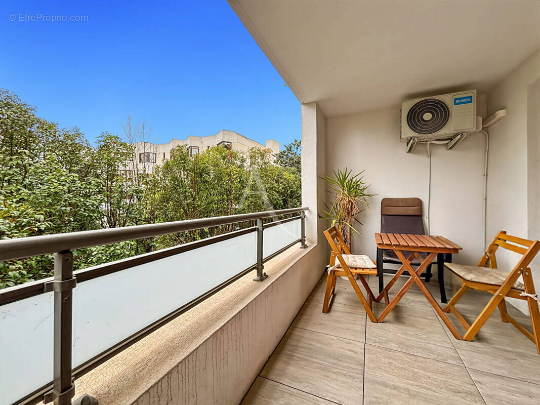 Appartement à MARSEILLE-11E