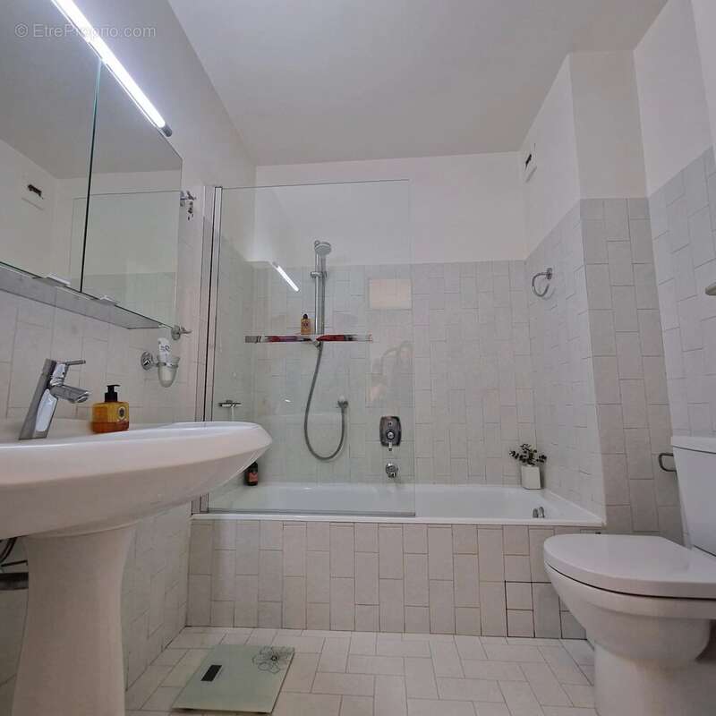 Appartement à VENCE