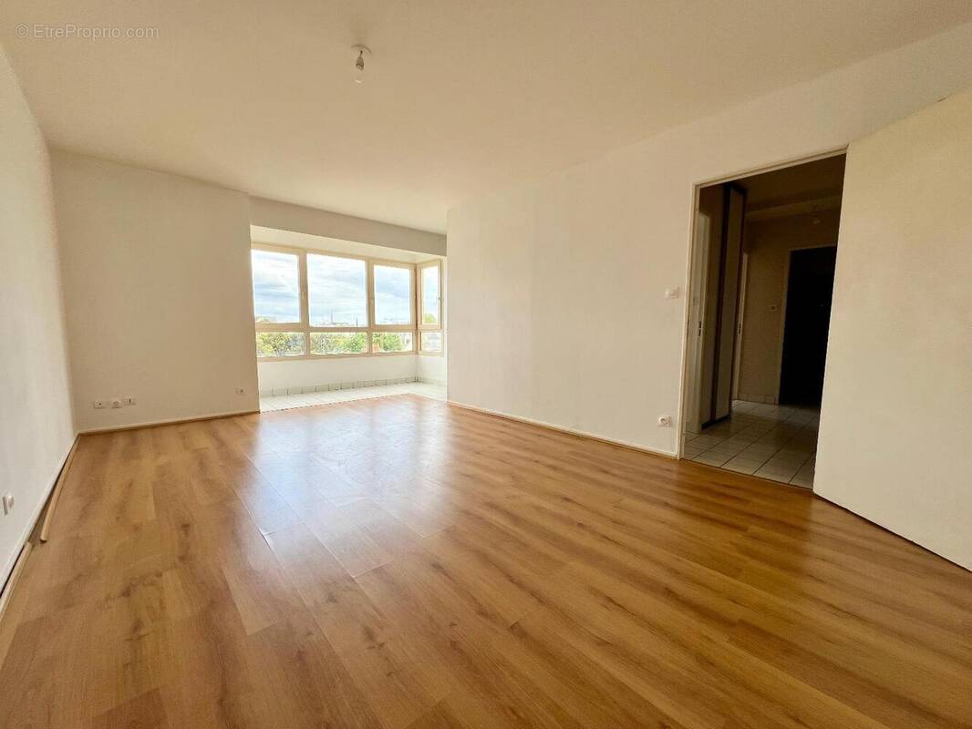   - Appartement à ANGERS