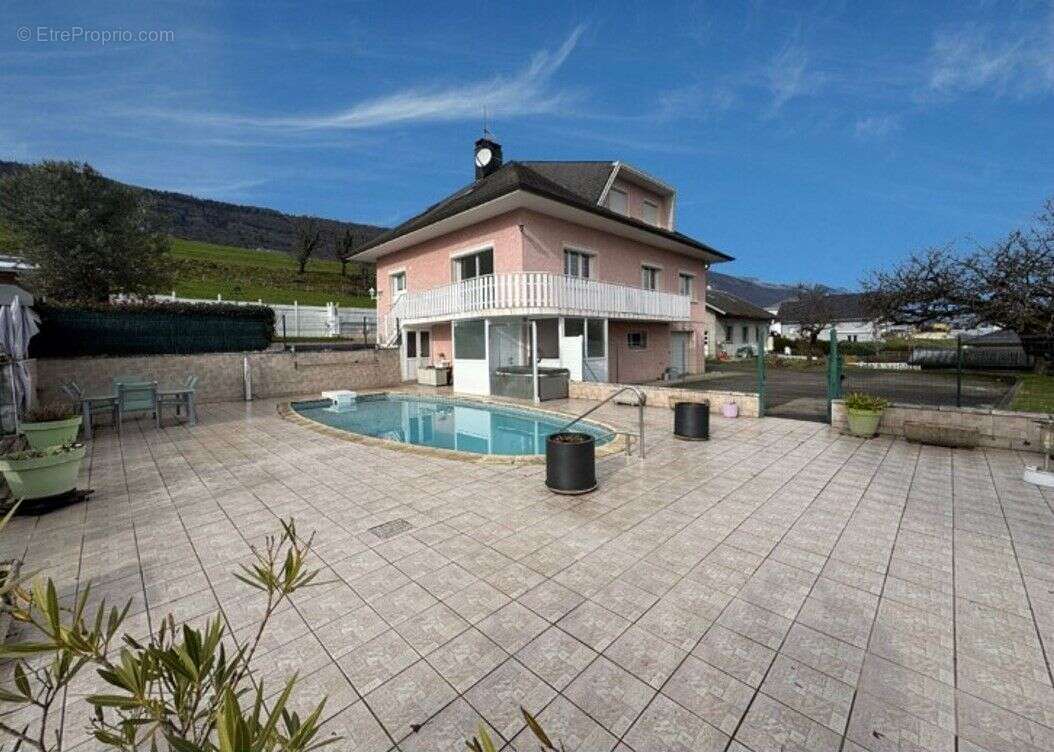 Maison à LA MOTTE-SERVOLEX