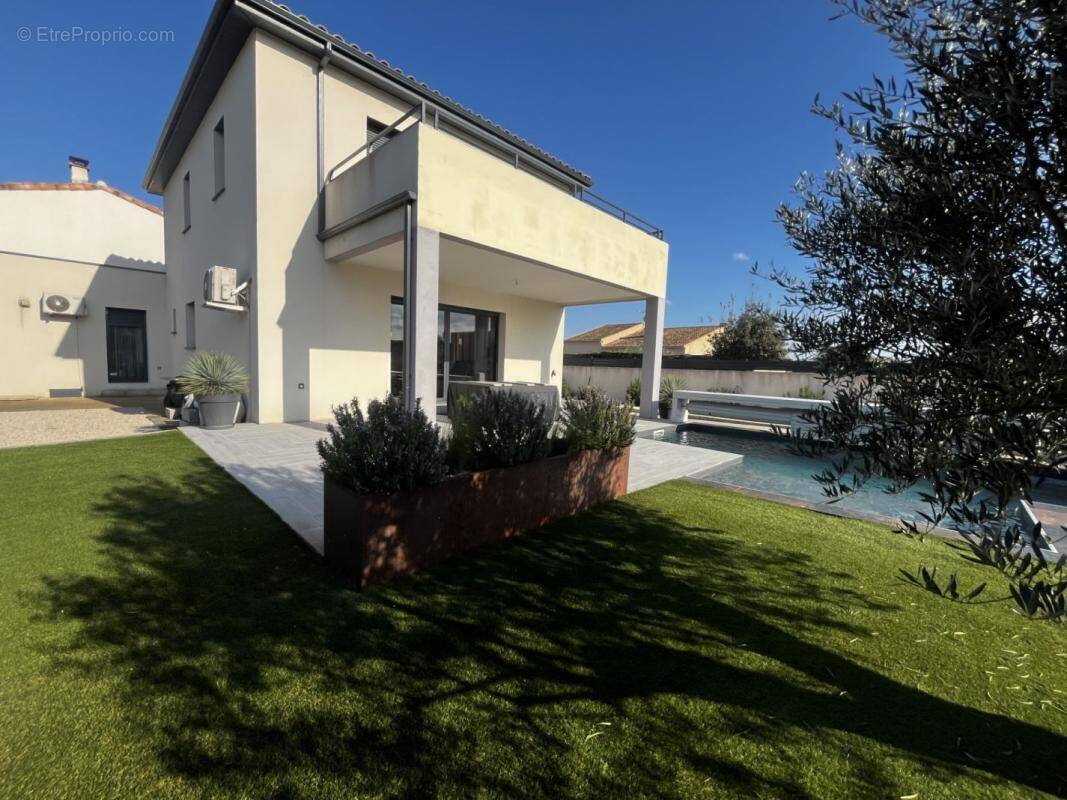 Maison à CODOGNAN