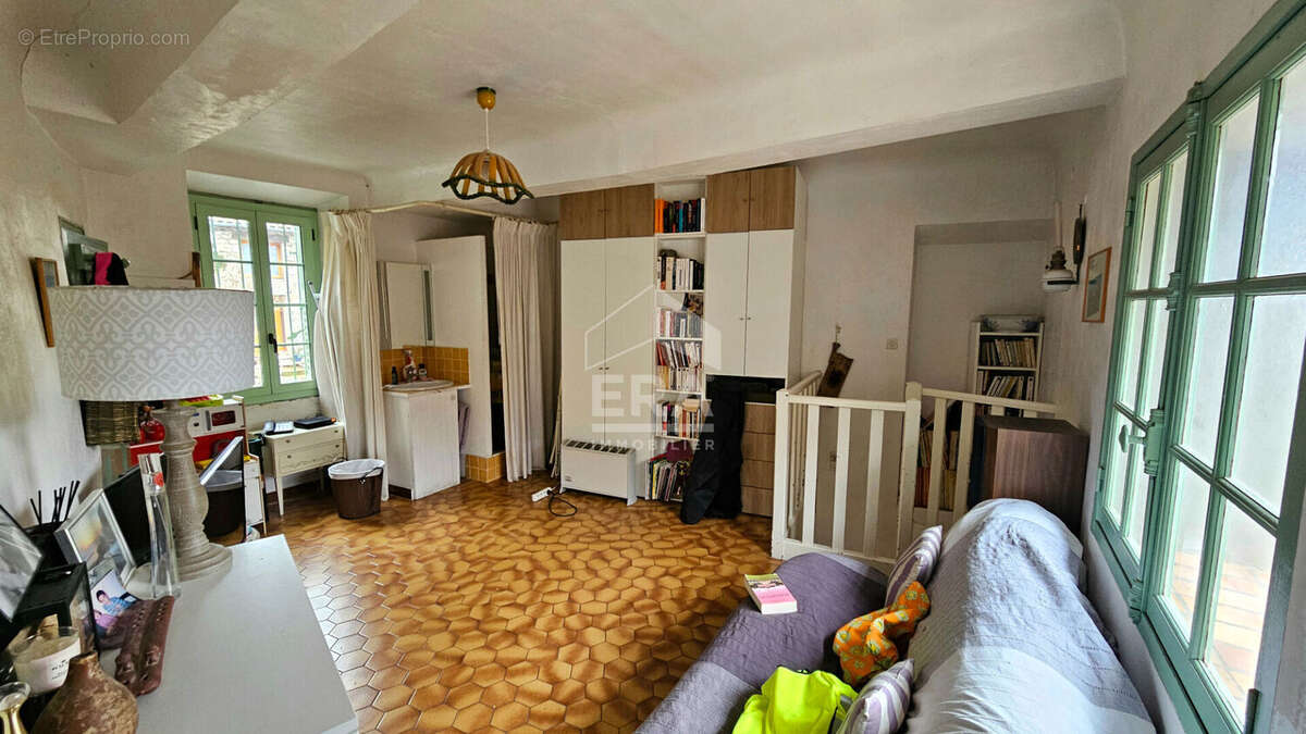 Maison à COURSEGOULES