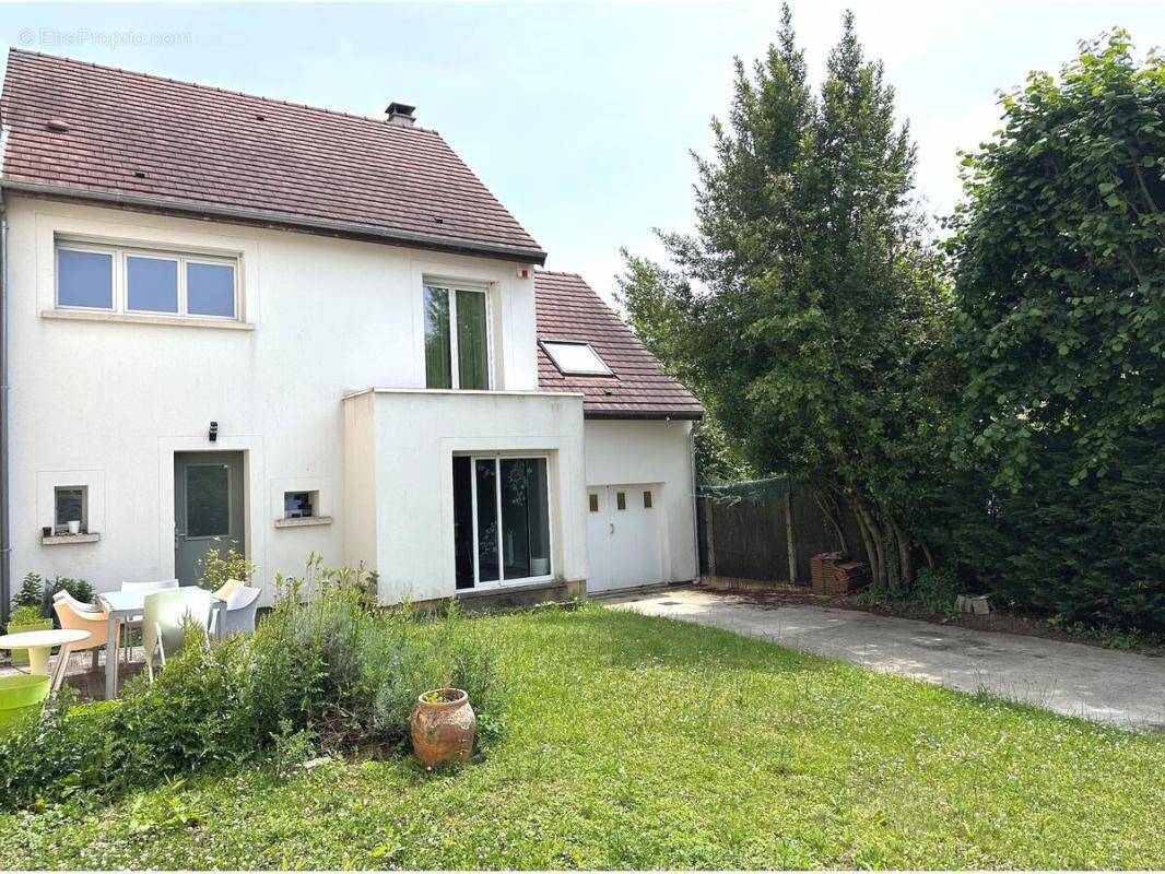 Maison à BOIS-D&#039;ARCY