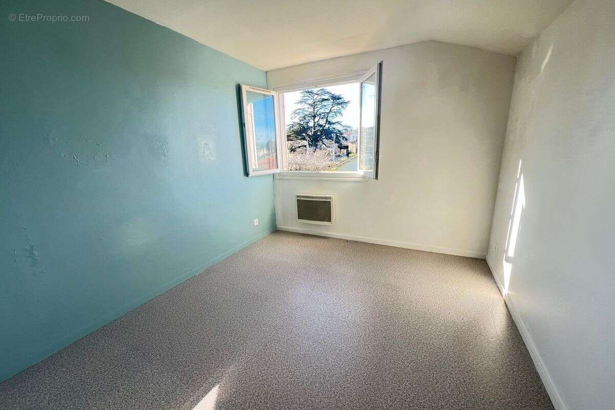 Appartement à CHASSELAY
