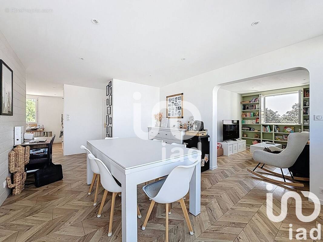 Photo 1 - Appartement à CASTELNAU-LE-LEZ