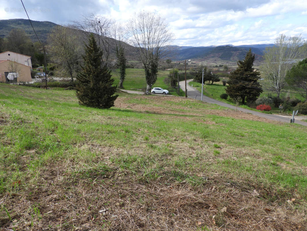 Terrain à CLERMONT-L&#039;HERAULT