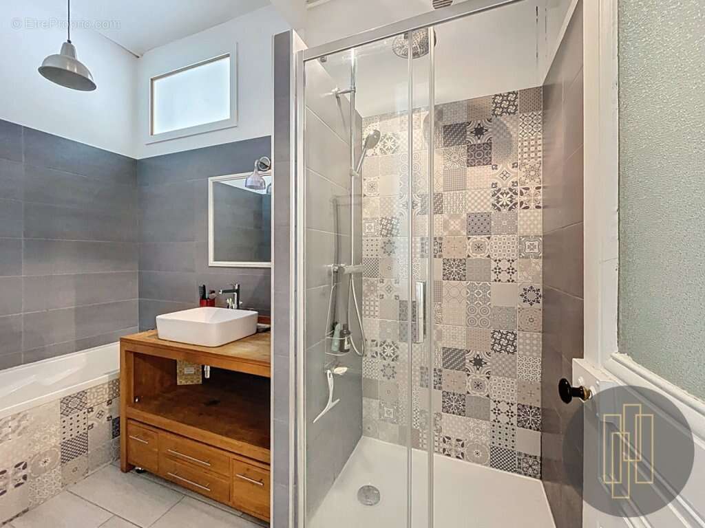 Appartement à LYON-7E