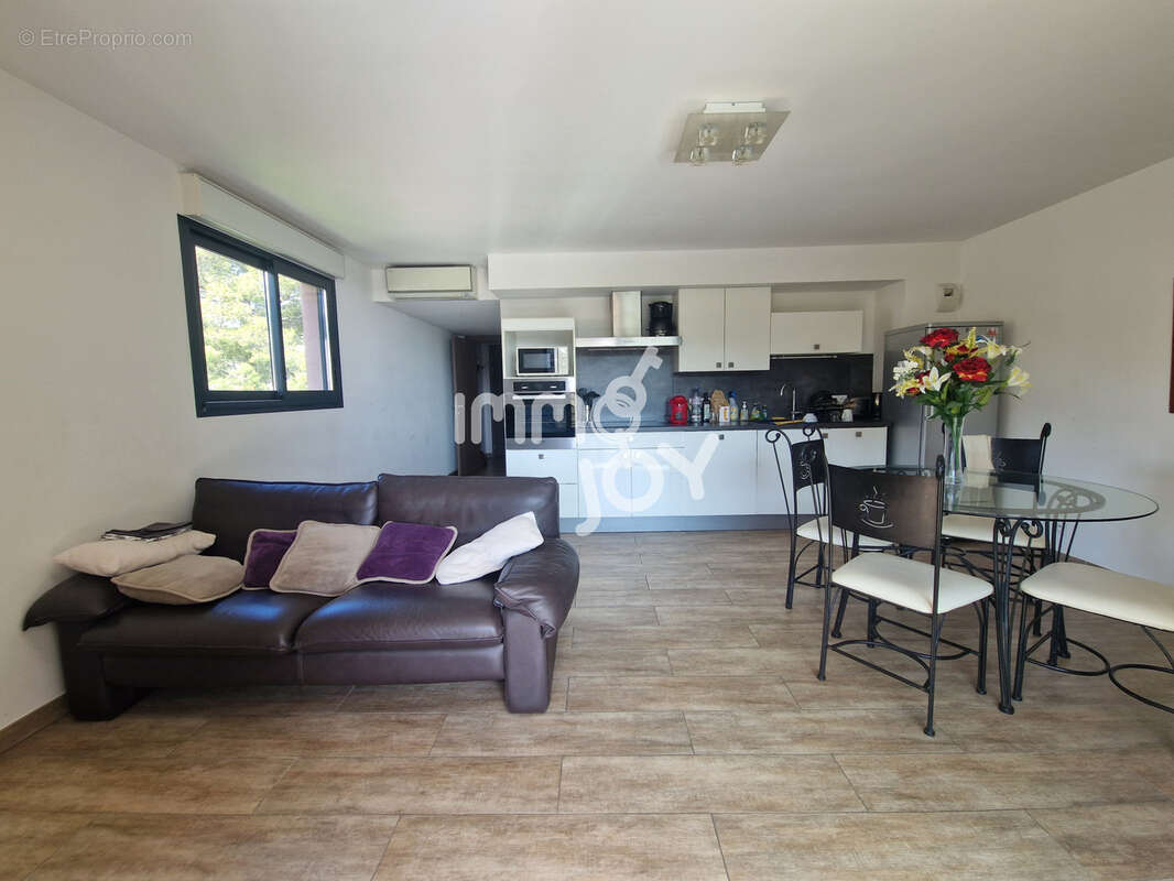 Appartement à SAINT-RAPHAEL