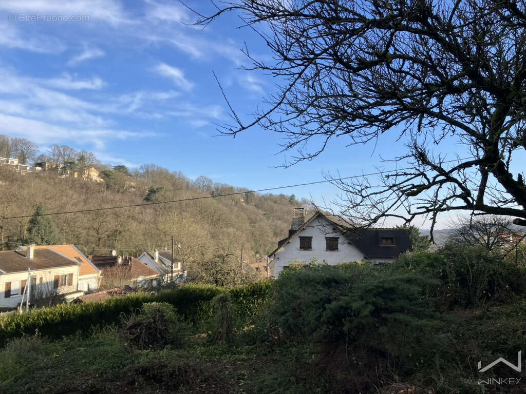 Terrain à GOMETZ-LE-CHATEL