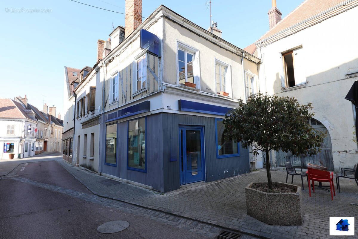 Appartement à CHATILLON-COLIGNY