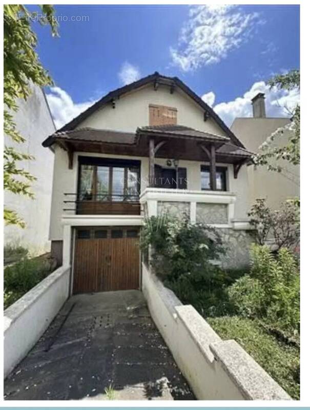 Maison à CARRIERES-SUR-SEINE