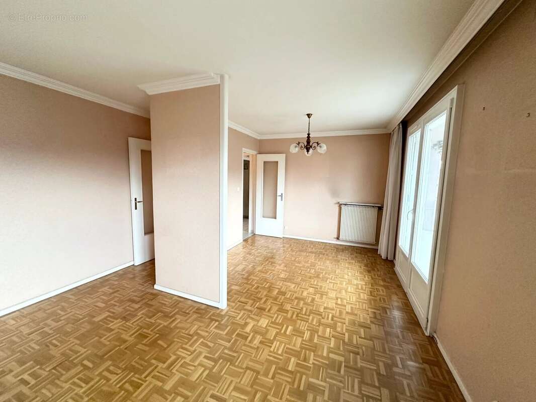 Appartement à ECHIROLLES