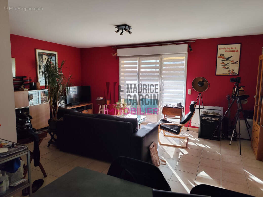 Appartement à AUBIGNAN