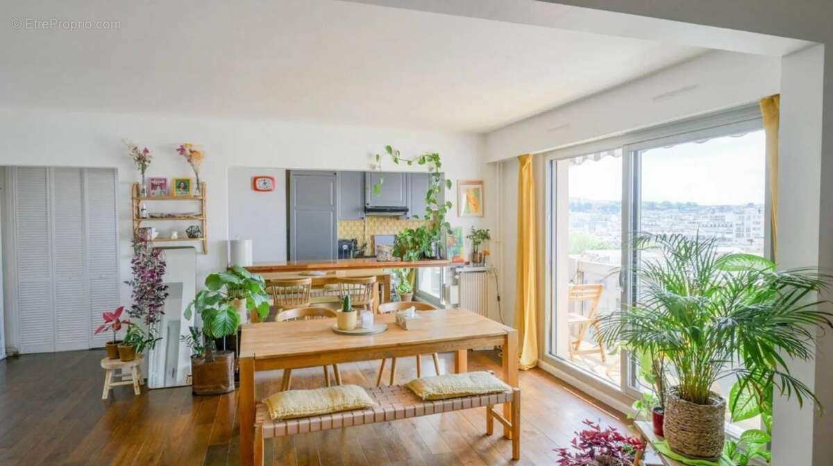 Appartement à PARIS-19E