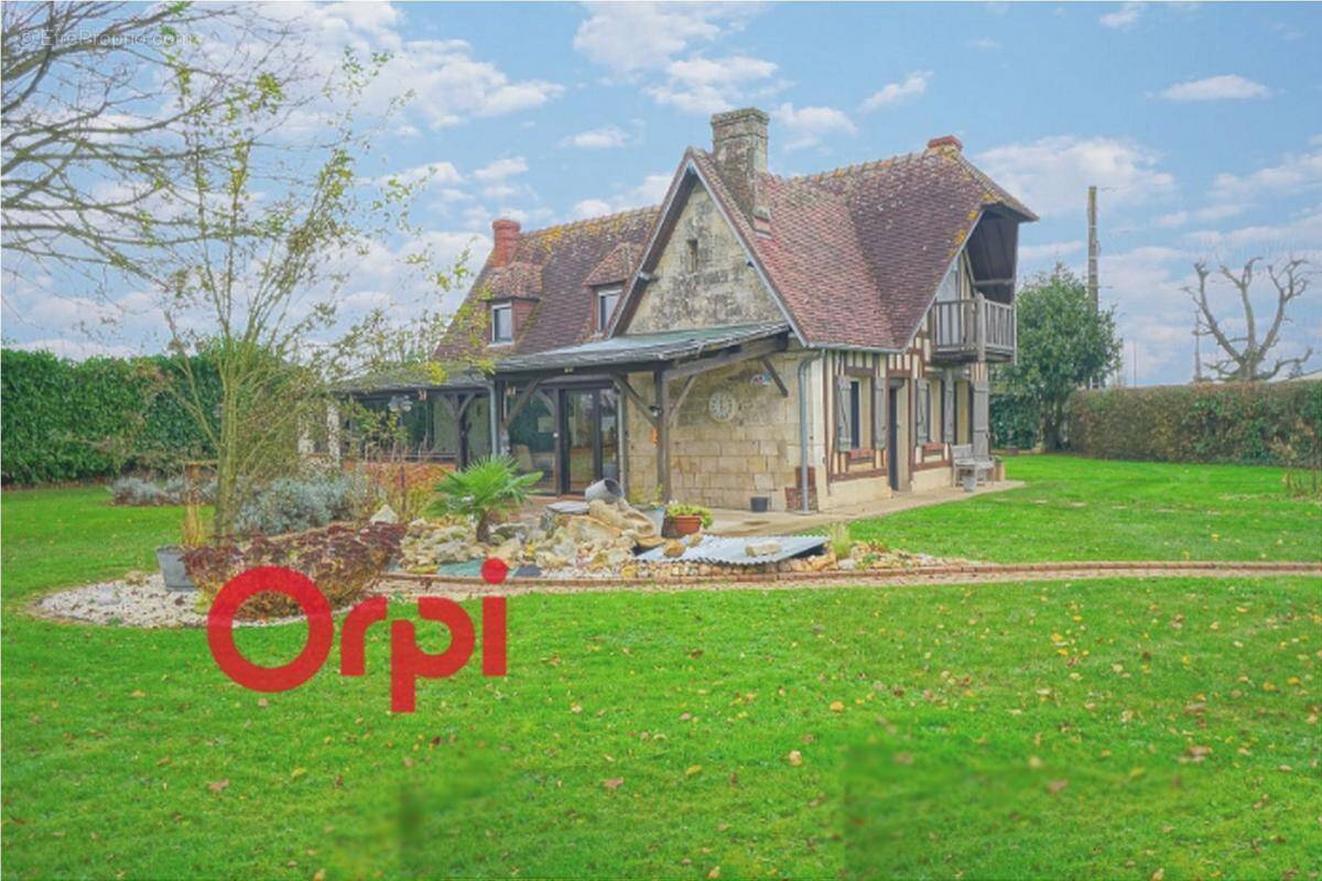 Maison à BEAUMONT-LE-ROGER