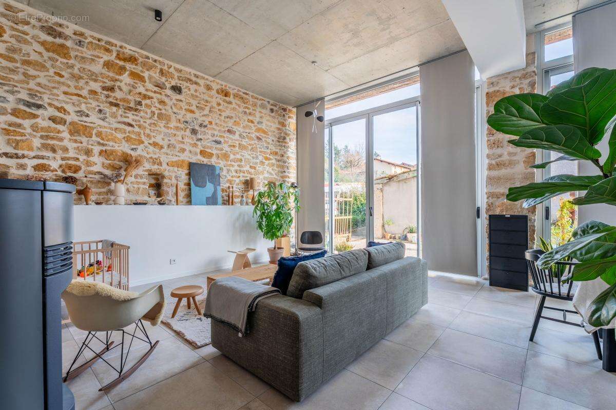 Maison à BULLY