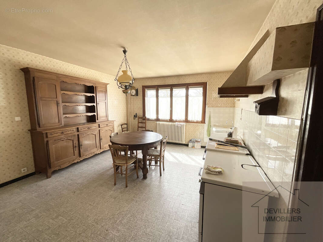 Appartement à NANCRAY