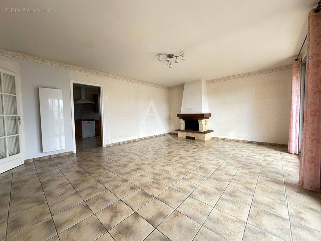 Maison à MACHE