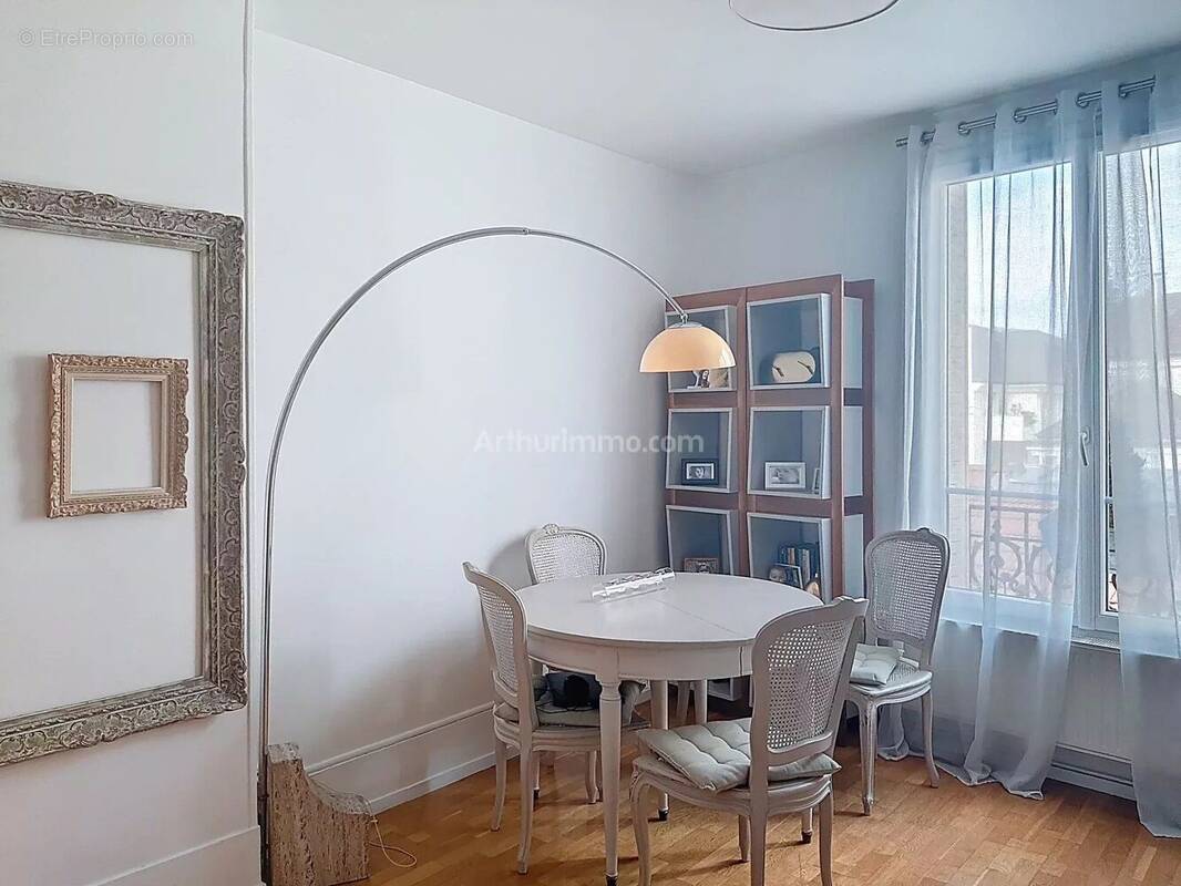 Appartement à NOGENT-SUR-MARNE