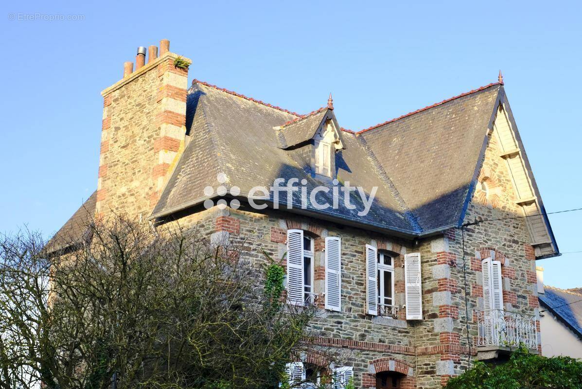 Maison à PLESTIN-LES-GREVES