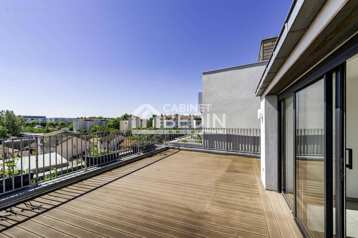 Appartement à BORDEAUX