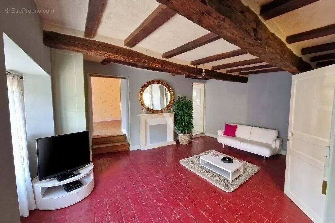 Maison à MONTREUIL-BELLAY