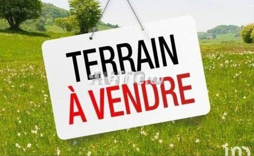 Terrain à BOURGHELLES