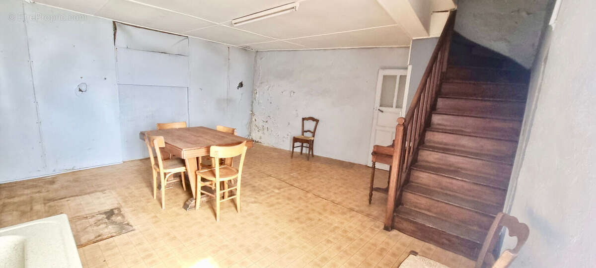 Maison à VERTAIZON