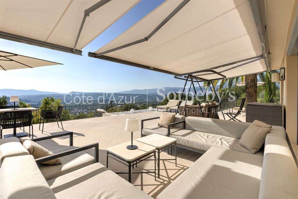 Maison à MOUGINS