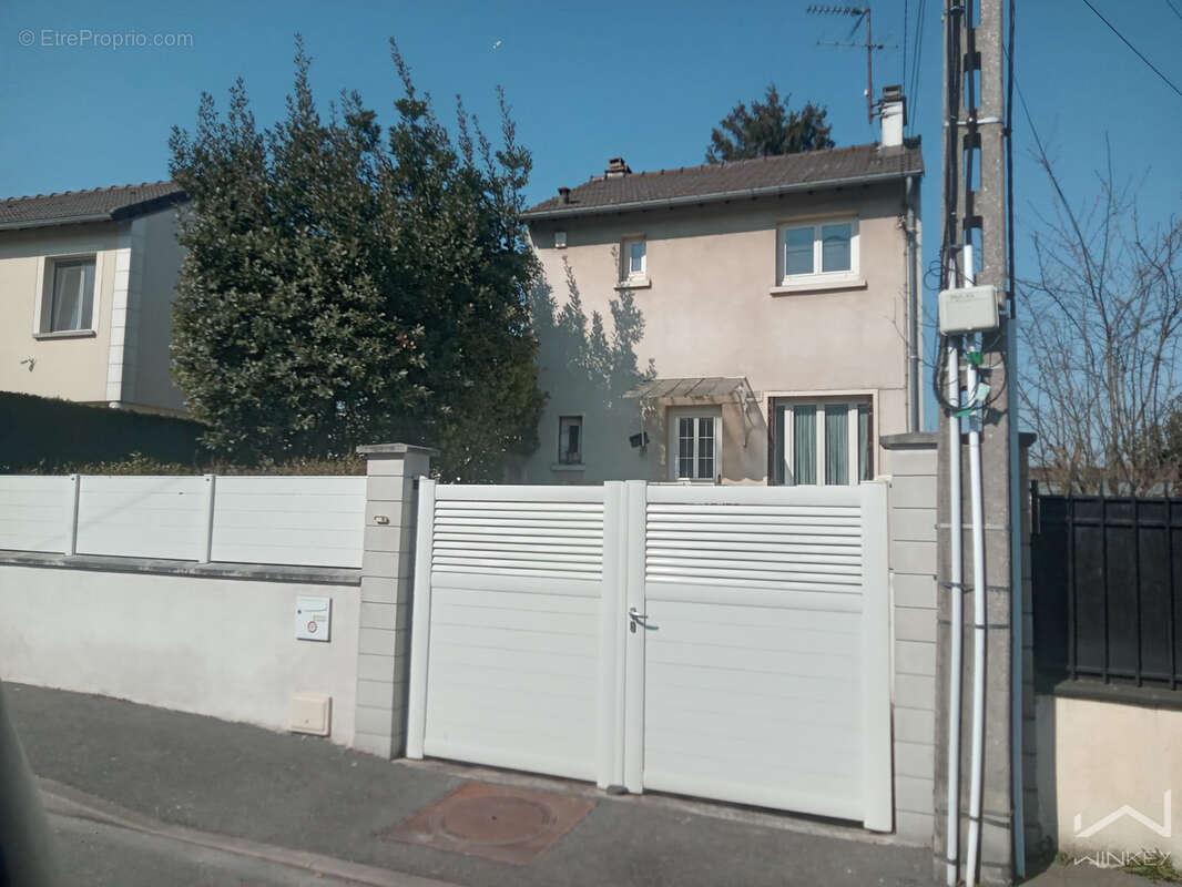 Maison à MONTMAGNY