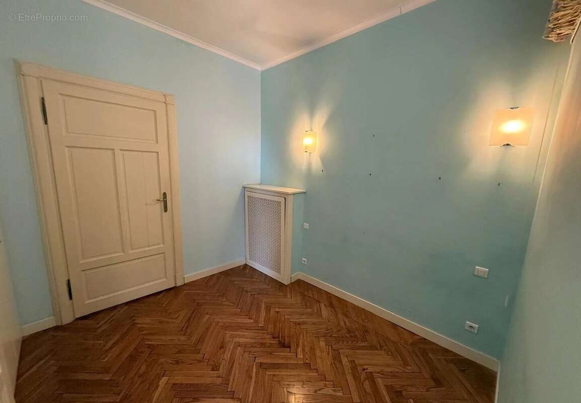 Appartement à MENTON