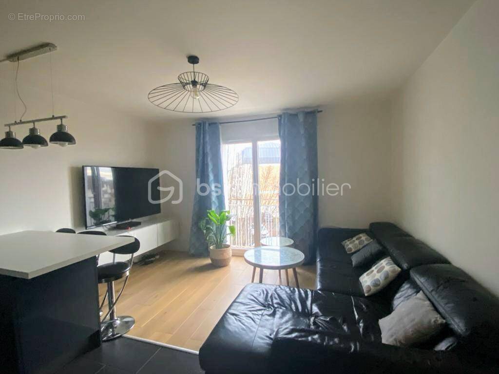 Appartement à SAVIGNY-SUR-ORGE