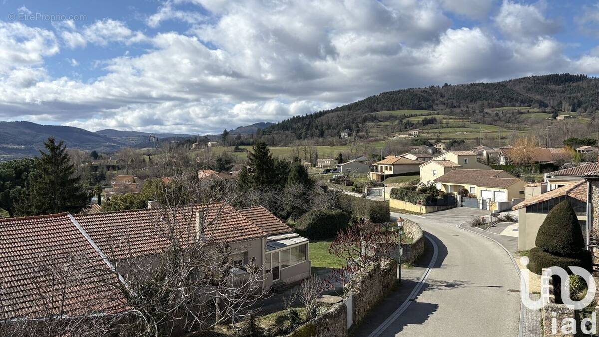 Photo 1 - Maison à COLOMBIER-LE-JEUNE