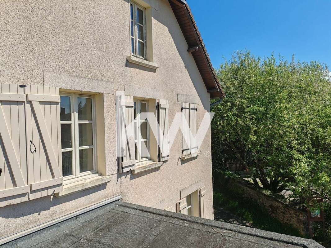 Maison à CHATEAU-CHERVIX