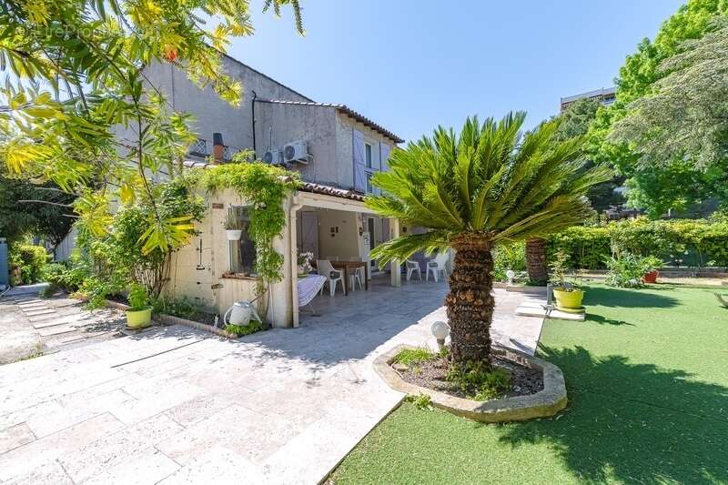 Maison à MARSEILLE-9E